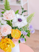 Load image into Gallery viewer, Tall Designer's Choice Arrangement